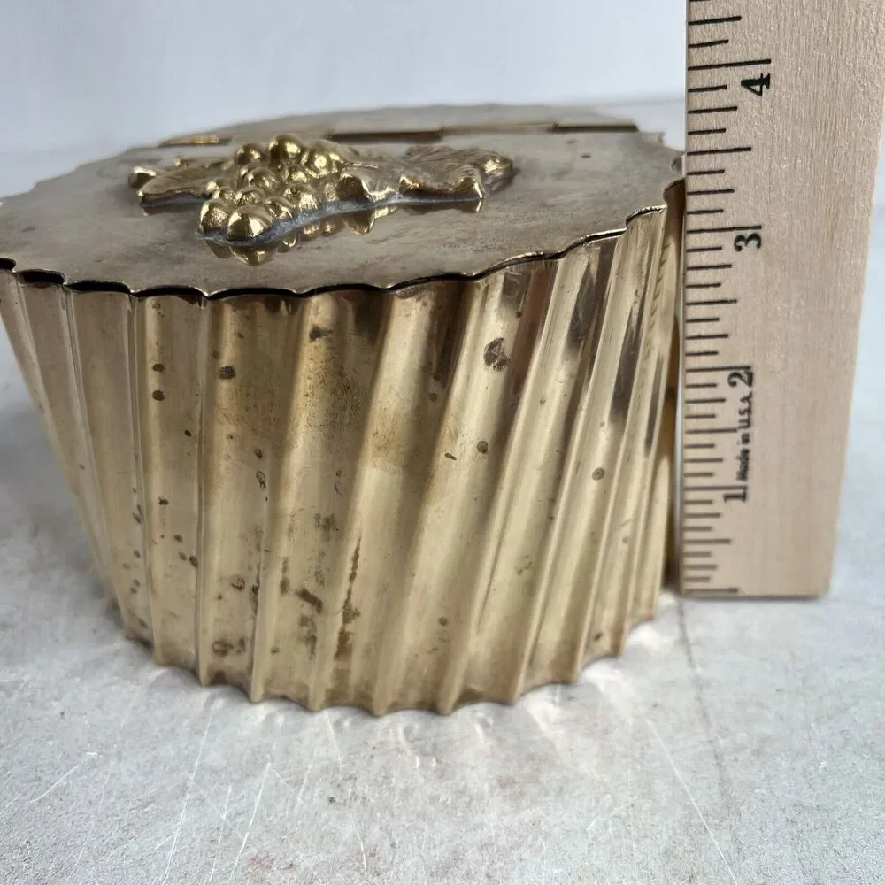 Vintage Fluted Brass Hinged Trinket Box‎ Tea Caddy With Grapes